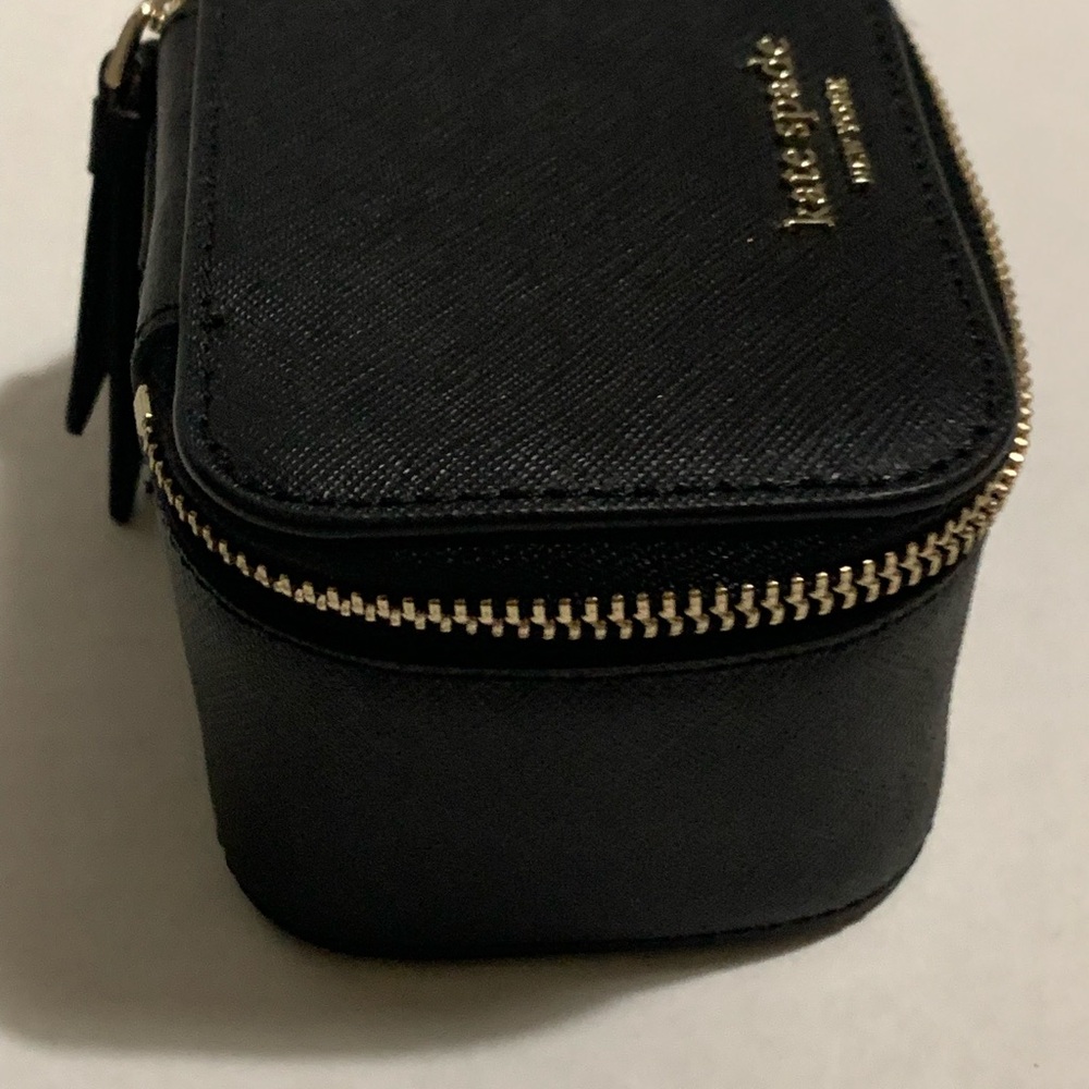Kate Spade Black Textured Travel Jewelry Case with Gold Details - Picture 6 of 9